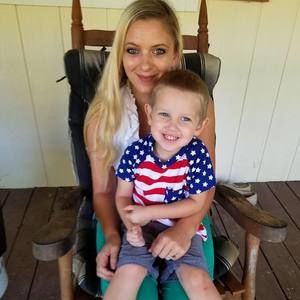 Meet your Posher, Danielle